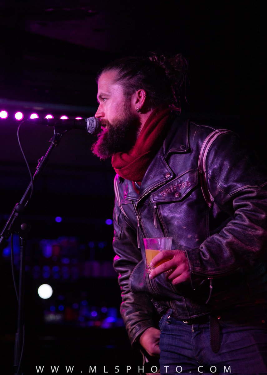 Ml5Photo's tweet photo. @jodieraemusic @room2glasgow  Glasgow  was treated to a fantastic night of live music and room2 was packed to the max. #malachy #livemusic #Glasgow  #ml5photo https://t.co/MMq82mZE1O