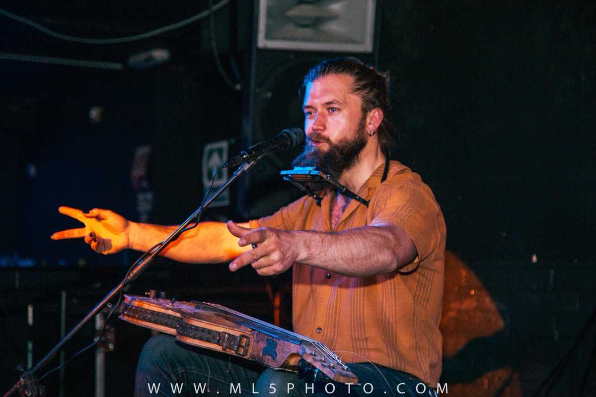 Ml5Photo's tweet photo. @jodieraemusic @room2glasgow  Glasgow  was treated to a fantastic night of live music and room2 was packed to the max. #malachy #livemusic #Glasgow  #ml5photo https://t.co/MMq82mZE1O