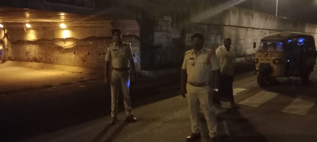 Palnadu_Police's tweet photo. #palnadu #edlapadu #narasaraopet #nagarjunasagar #nakarikallu #atchampet #krosuru #pedakurapadu #sattenapalli #bellamkonda #rajupalem #police #vinukonda #gurazala #macherla #dachepalli #muppalla #savalyapuram #durgi #nagarjunasagar #rentachinthala #guntur #police https://t.co/L2vJse8mhm