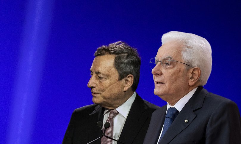 gallina_di's tweet photo. 610 - Violenza privata
1. Chiunque, con violenza o minaccia, costringe altri a fare, tollerare od omettere qualche cosa è punito con la reclusione fino a quattro anni.
2. La pena è aumentata se concorrono le condizioni prevedute dall'articolo 339 @Quirinale @Palazzo_Chigi https://t.co/XBnrMzwo8Y