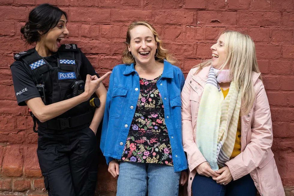 StandardIssueUK's tweet photo. Caught up with this week's podzine yet? We've got @LucyABeaumont on #Hullraisers, @HWalker_Brown on #ADelicateGame, and #3Women gets Rated or Dated. https://t.co/nC0QDPNRvR https://t.co/CqU2YmKOdq
