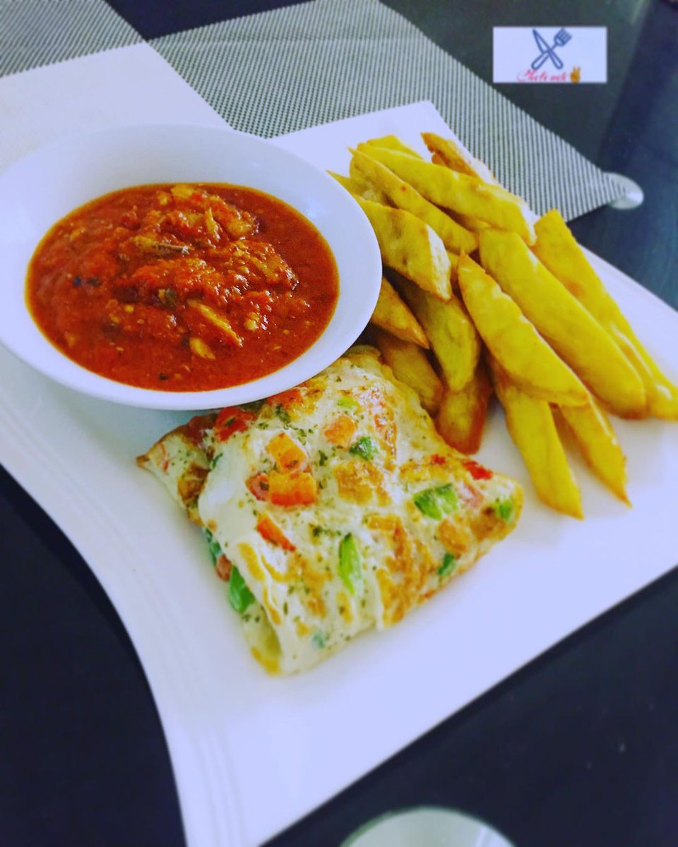 ChefcudiJames's tweet photo. #Breakfast fried sweet potatoes x cudi Spanish omelette x chilly fish sauce #ChefCudi https://t.co/DMKfnnzMG0