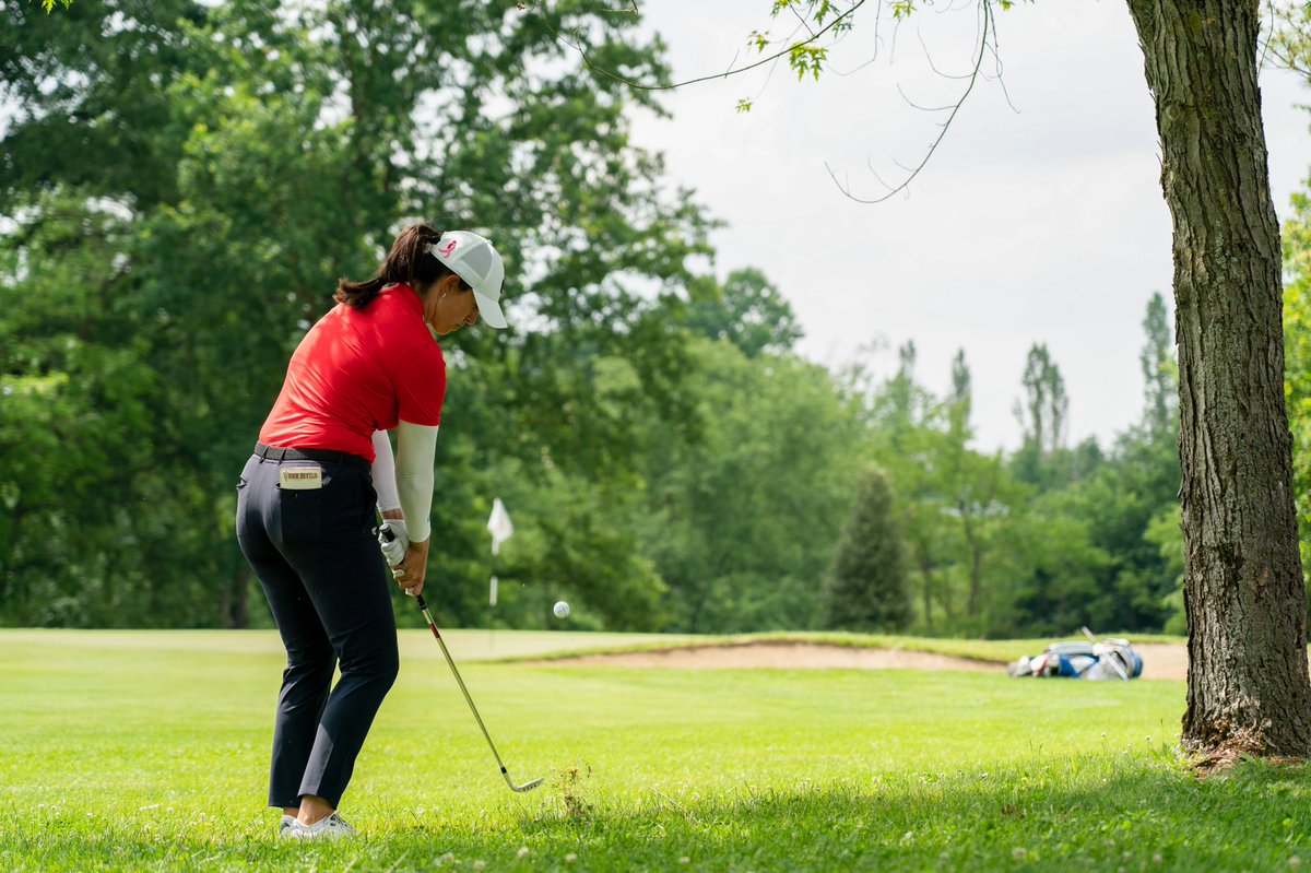 FederGolf's tweet photo. 📌 R1 LOTTE Championship 

Dopo il primo giro alle Hawaii, 🇦🇺#Green comanda la classifica con -6, seguita da 🇮🇳#Ashok, 🇺🇸#Lee, 🏴󠁧󠁢󠁳󠁣󠁴󠁿#Dryburgh, 🏴󠁧󠁢󠁥󠁮󠁧󠁿#EwartShadoff e 🇰🇷#JooKim (-5). 
🇮🇹 Giulia #Molinaro, unica azzurra in gara, è 73/a (+2).

@LPGA https://t.co/YUqYcsiuGb