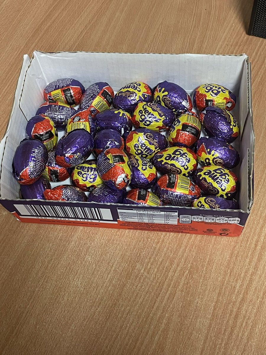 michelle baker (@mbaker35) on Twitter photo A little Happy Easter treat for the troops! <a href="/NUHSurgery/">NUH Surgery and Associated Services</a> <a href="/Hannahmolloy9/">Hannah Molloy</a> <a href="/JamesPovey1/">James Povey</a> @TeamNUH <a href="/NUHNursing/">NUH Nursing</a> A little Happy Easter treat for the troops! <a href="/NUHSurgery/">NUH Surgery and Associated Services</a> <a href="/Hannahmolloy9/">Hannah Molloy</a> <a href="/JamesPovey1/">James Povey</a> @TeamNUH <a href="/NUHNursing/">NUH Nursing</a>