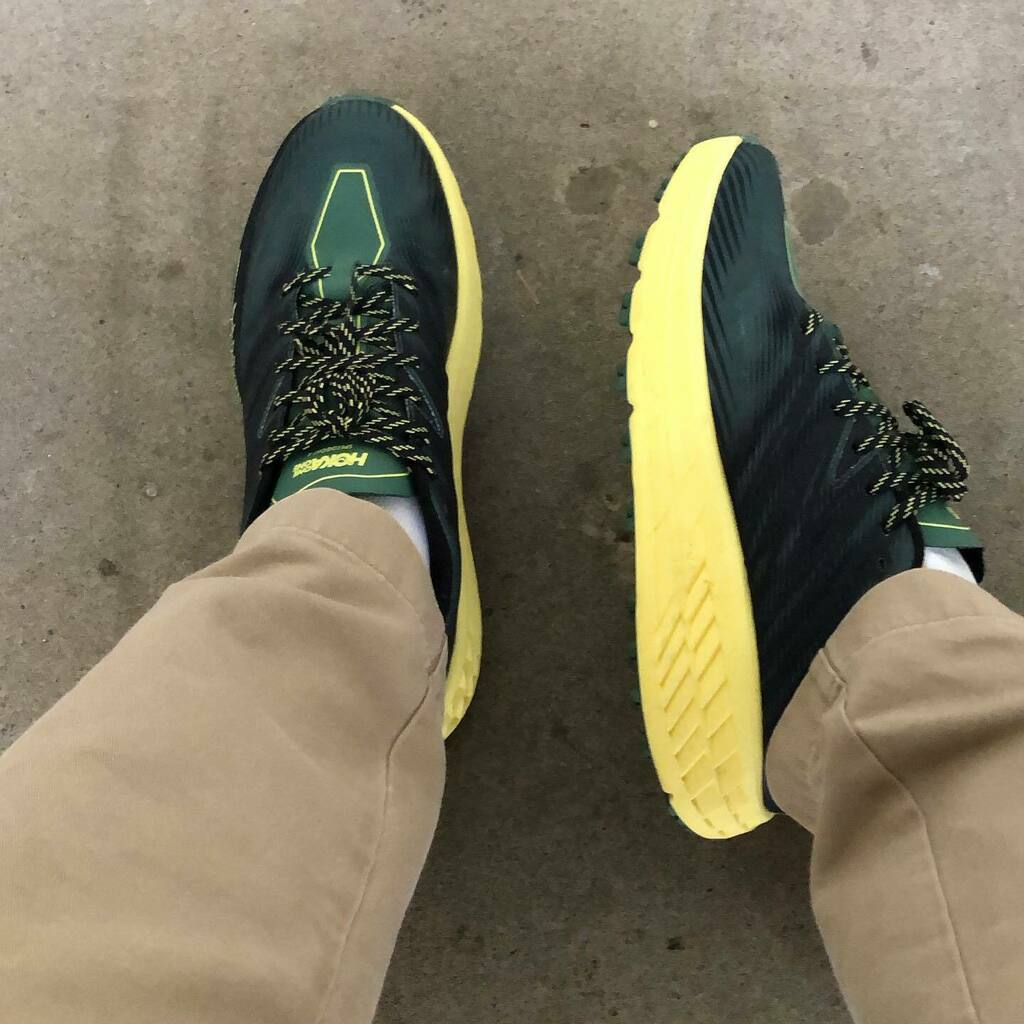 super_freak1234's tweet photo. 今日の靴撮り
#hokaoneone #speedgoat4 https://t.co/RNSUTH1p62 https://t.co/68z9WUhwAH