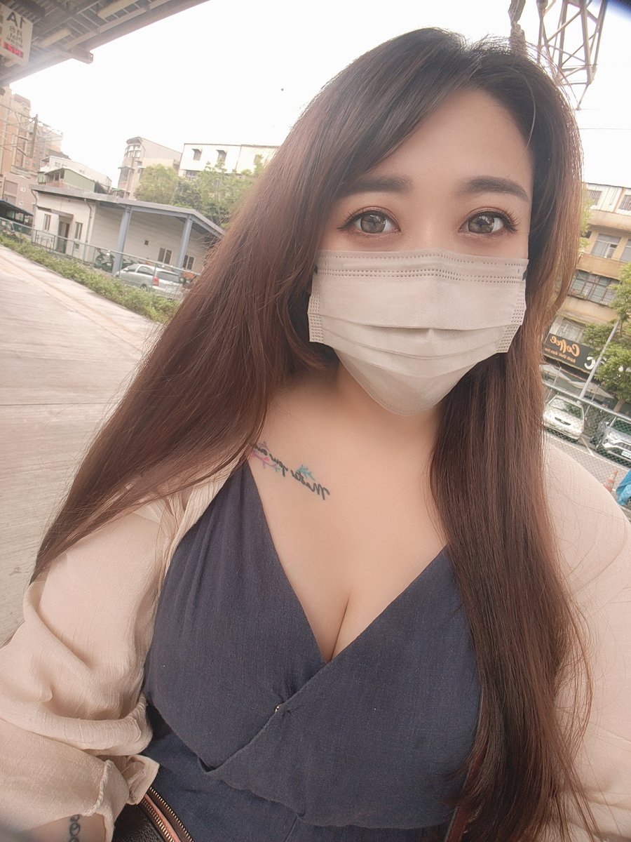 身體真的要養好
不能輕忽所有徵兆
最近疫情越來越嚴重
大家在外口罩要戴好
#需要視訊上課開會的筆電可以找我😊
#防疫優惠價 #各品牌都有 https://t.co/OxnKDmK2sZ