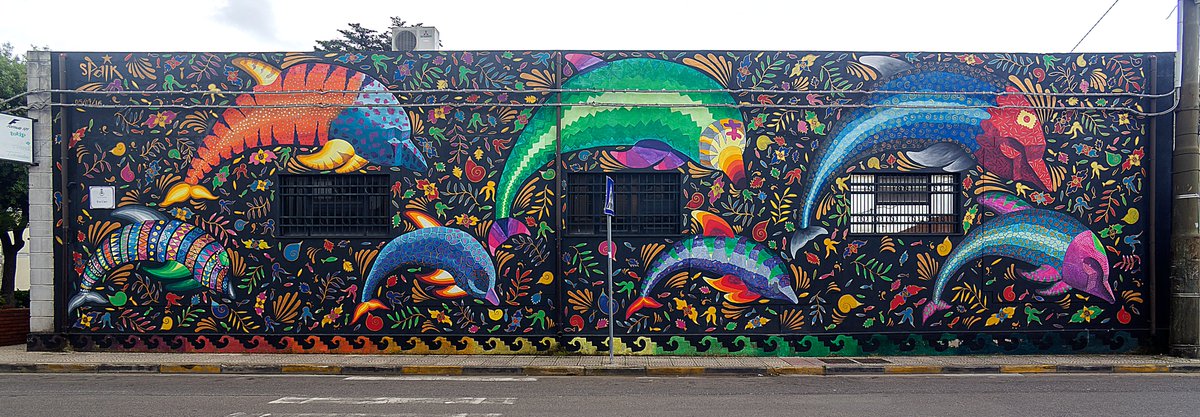 ac_asteras's tweet photo. Oggi è la Giornata Mondiale dei Delfini e la vogliamo celebrare con i fantastici delfini dipinti da #Spaik a #SanGavinoMonreale 🐬
Il #murale fa parte del progetto di riqualificazione urbana @MuraleSanGavino.
📷 M. Frau
#DolphinDay #muralism #streetart #urbanart #muridisardegna https://t.co/SsgpyM7kX8