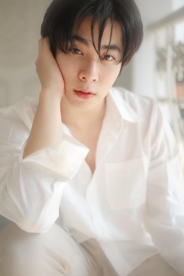 eglissana's tweet photo. How can to be so handsome perfect and cute at the same time. Love you so much baby have a nice day ❤️🥰😍🫠 #mixxiw #ส่วนผสมของมิกซ์ #SongkranDayWithEarthMix https://t.co/8LnKvvM6Im