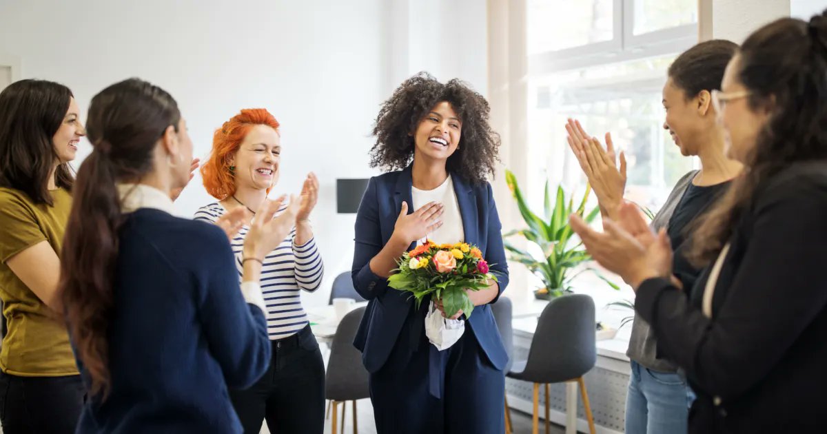 network_tips's tweet photo. How to Write a LinkedIn Recommendation for Anyone (With Examples!) | via The Muse https://t.co/2Nwa6iufby https://t.co/wU8NhIQmLe