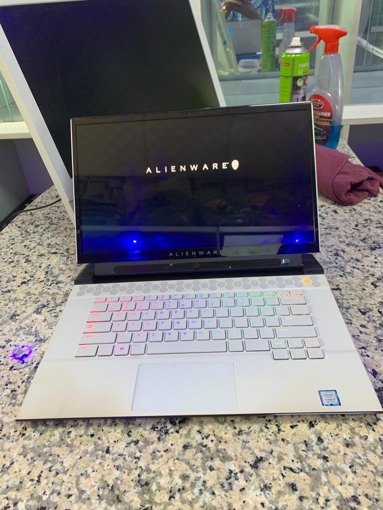 SamsonCLinus's tweet photo. Alienware M15
intel corei7
2TBssd
16gb ram
RTX 2080
8gb dedicated
4k displayβ¦..fastest finger pls
Price 890k
Kindly retweet if it crosses your TL πππ
Available in KD and nation wide call/DM 07065699559
#Android #sam_tech #dedicated #reliable #nationwide https://t.co/tdm4bDIaq1