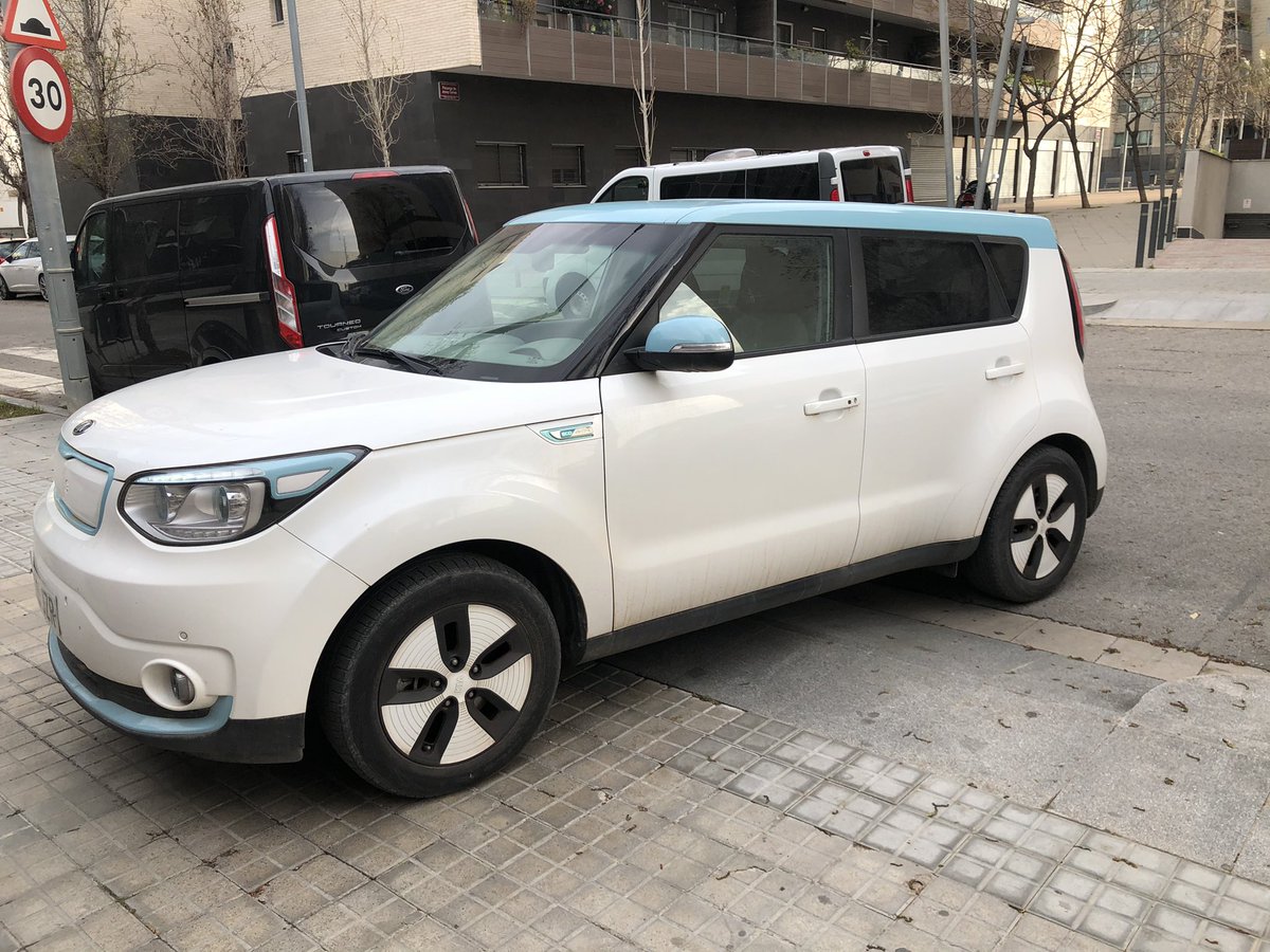 FreemissionsM's tweet photo. ¡Nueva llegada! #kiasoul #enstock https://t.co/OcU9Dhaktc