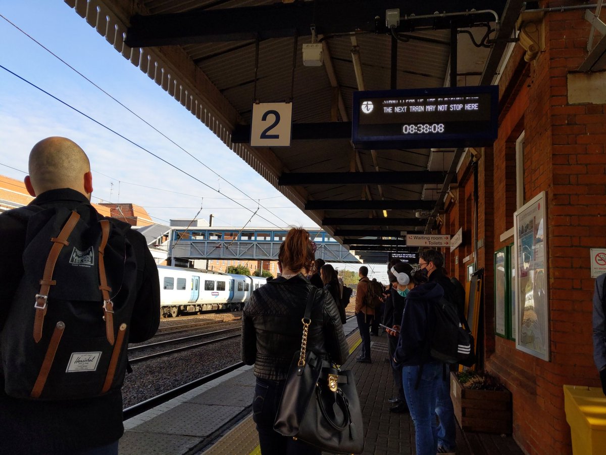 DonnaC_uk's tweet photo. @GNRailUK Next train is not stopping either. https://t.co/xbmqYN9qJd