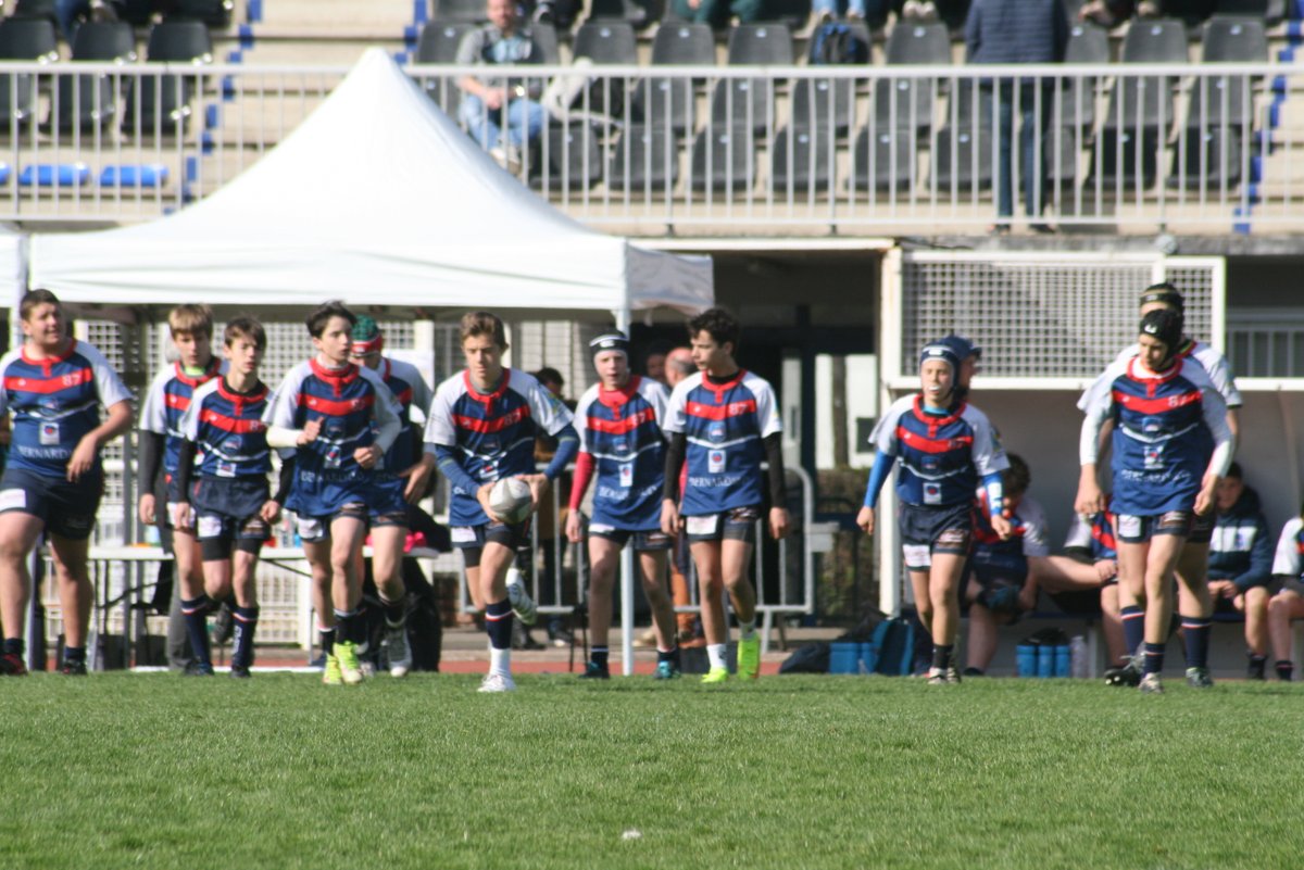 USALimoges's tweet photo. Nos M14 étaient à Massy ! 😉
Défaite 9-8 face à Nevers
Victoire 8-0 face à Nantes
Victoire 7-5 face à Rouen
Victoire 29-3 face à Orléans
Victoire 22-0 face au CD92
Félicitatins à nos M14 ! 💪
Merci aux parents pour les jolies photos 📸
#USALFormation #LimogesRugby https://t.co/i6vn7m18ga