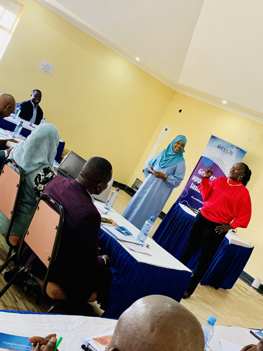 jessicaoluoch2's tweet photo. Commissioner Hon Tiya Galgallo of @NLC_Kenya says “it’s great to see women champions in kajiado pushing for gendered priorities &amp; it’s time to apply this in the community land registration process “#communitydialogue #strategicpartnerships @KELINKenya @RECONCILE1999 @Lands_Kenya https://t.co/fTZILe6CWE