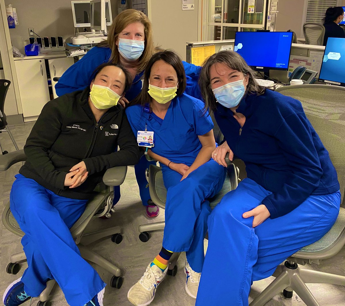 SubasishBhowmMD's tweet photo. Amazing to see these amazing ppl overnight in the ICU!!! #7WBallers 🏀#GreatPtCare @lynnmcgugan #TeresaWood #PegMurphy #RachelJordan https://t.co/tpHi5CbAmU
