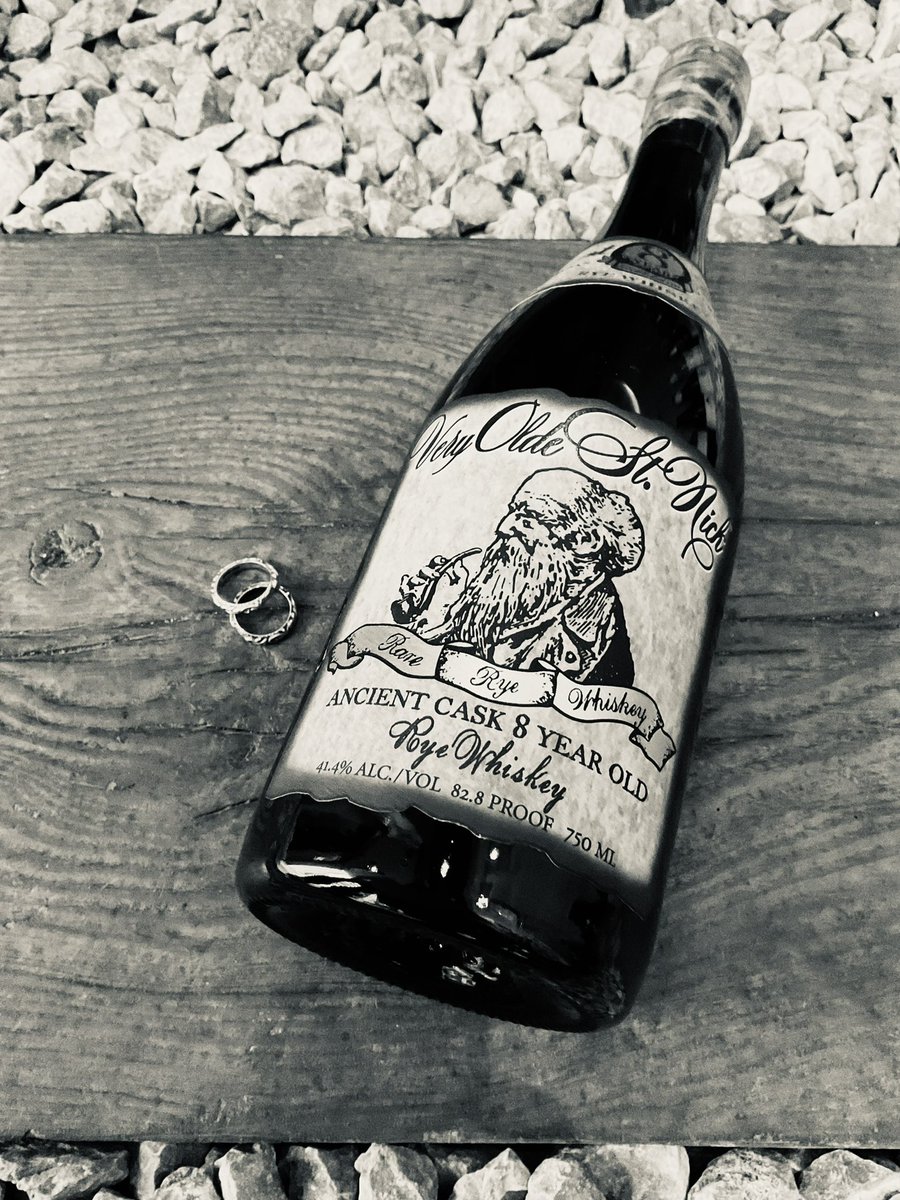 本日のResoloウヰスキーのご紹介 VERY OLDE ST. NICK 創業者のニックは