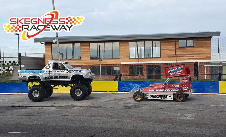 We have turned Skegway blue and yellow for Ukraine.
Over the busy Easter period instead of our normal collection for the Lincs &amp; Notts Air Ambulance we will be collecting for Ukraine
Details about all our great Easter Events can be found on skegway.info 
KIDS go Free