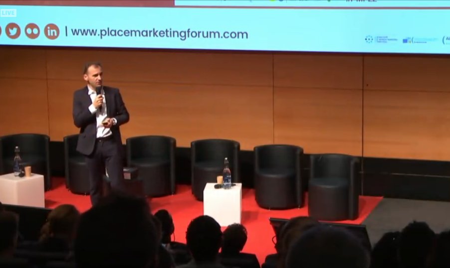 Début du place marketing forum à <a href="/VilledeGrenoble/">Ville de Grenoble</a> !
<a href="/IMPGT_UnivAMU/">IMPGT Officiel</a>