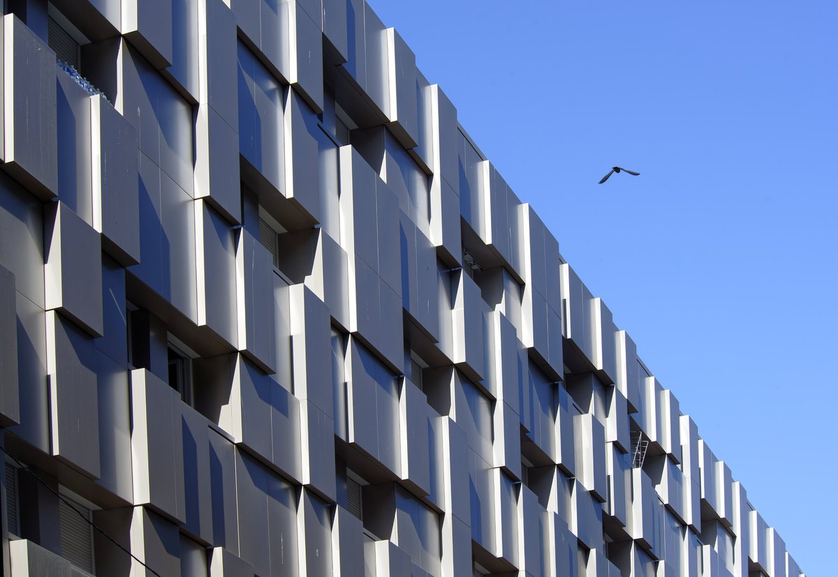 BouyguesBat_SE's tweet image. [#JeudiPhoto📸] Mission accomplie pour la résidence Pierre Leca à @marseille ! Après la livraison de 201 studios en avril 2021, 141 studios supplémentaires ont été réceptionnés par @Adoma fin mars. Un projet qui se distingue par ses façades 3D atypiques. 
© Véronique Paul