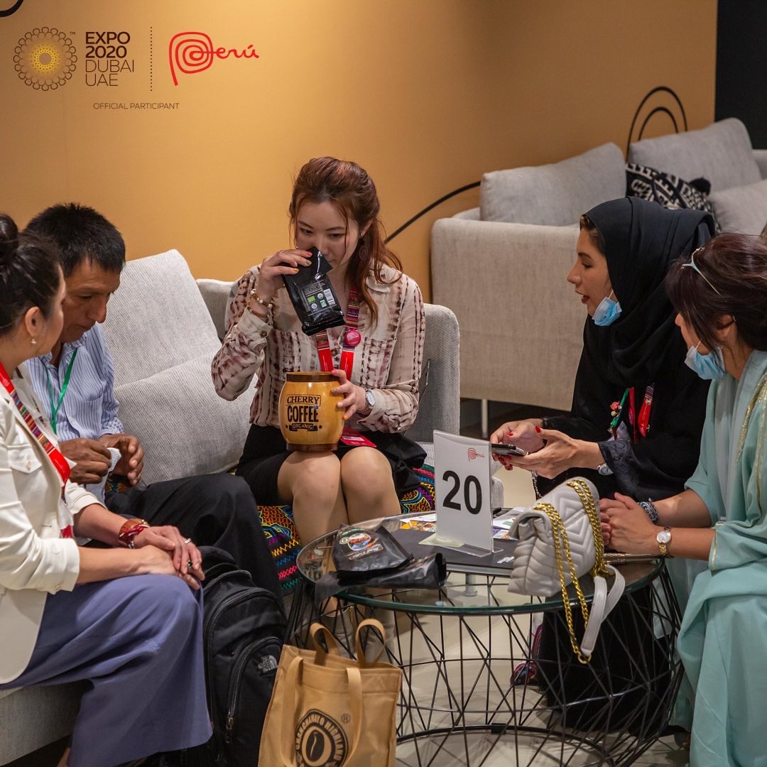 Expo2020Peru's tweet photo. “Trade Mission” was one of our successful business events at @expo2020dubai 🇵🇪🇵🇪, several companies came together to explore positive opportunites aiming toward strong business relationships. 📈📈

Get more insights on the Peru trade by swiping right ➡️

#expo2020dubai #expo2020 https://t.co/9JO09WMZ6M