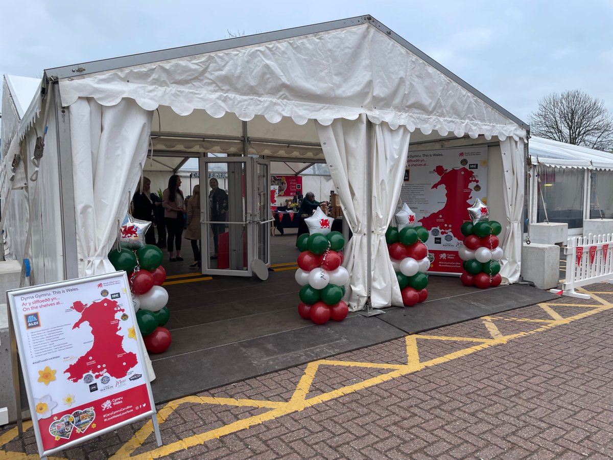 test Twitter Media - Its nearly time for #AldiFoodDrinkWales. Find us @AldiUK in Parc Tawe today from 10 am. Who wants some pie? 🥳🥧 https://t.co/bLOqRPpKto