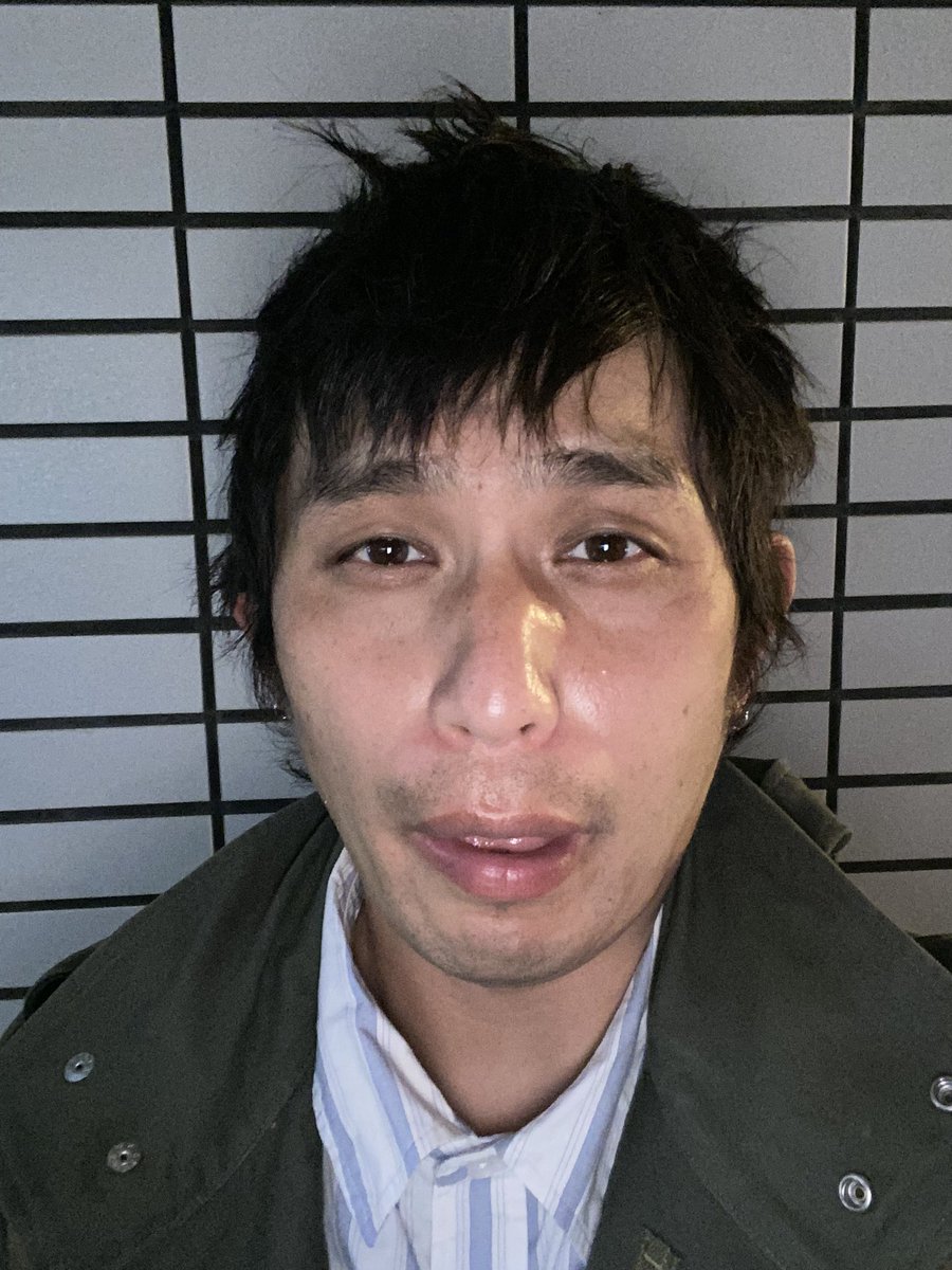 tokoton10's tweet photo. o(`ω´ )o とわりゃああああああああぁ〜っ!
散髪来たゼエエエェ〜ッ!
チョキチョキ…
コレが…
こう☆
#haircut
#gypsyway
#ノーフューチャー https://t.co/YuqR3ypTdS
