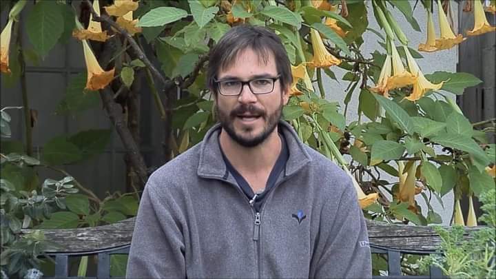 ninbyeohaeeee's tweet photo. ❗PLEASE TAKE TIME TO READ❗

This is Peter Kalmus, a NASA scientist and Climate Activist who's recently got arrested alongside with other activist by the cops because of their PEACEFUL PROTEST. + https://t.co/Wj7OsSl4uV