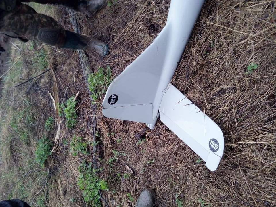 RALee85's tweet photo. Photos of another captured Russian Orlan-10 UAV. 
https://t.co/N9TvX8JjdX https://t.co/xG74DBv8JC