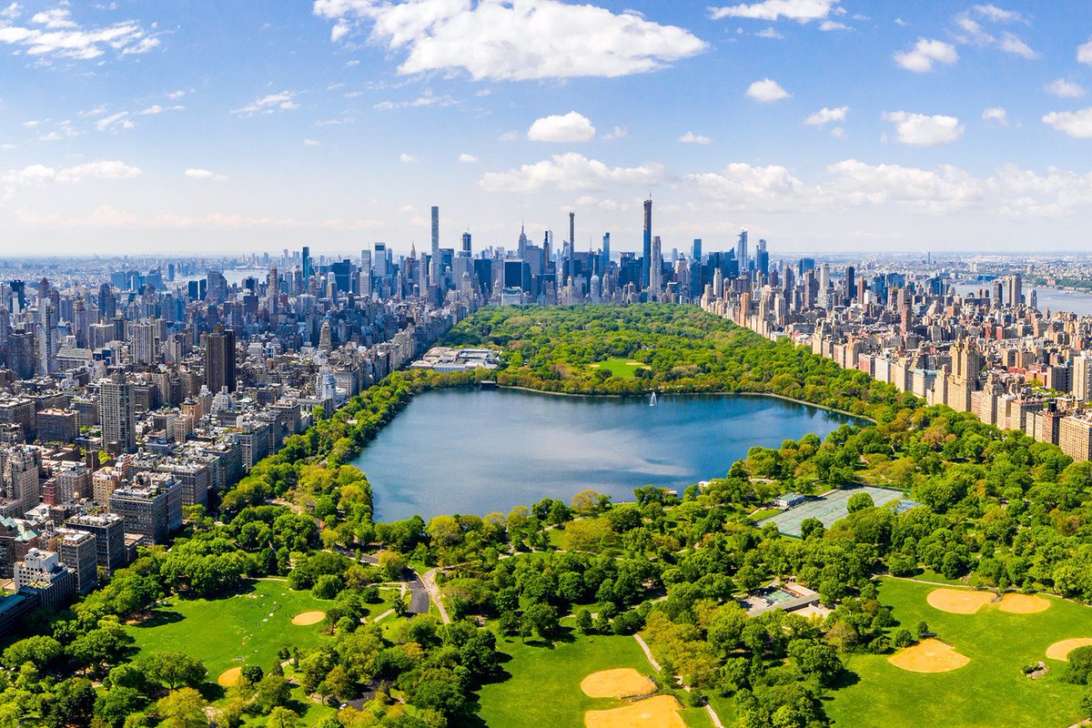 DoetsReizen's tweet image. De leukste hotels in New York City voor een geslaagde stedentrip. Dit zijn de favorieten van ‘Lady Lindy’, product manager New York: doetsreizen.nl/reisblog/hotel… 

#nyc #newyork #stedentrip #doetsreizen #hotels #citytrip #vakantie #amerika