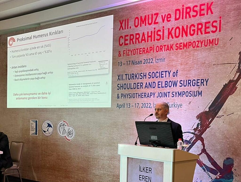 drilkereren's tweet photo. Kongre zamanı! 12. Omuz ve Dirsek Cerrahisi Kongresindeyiz. #ODCD #ODCD2022 #omuzcerrahisi #dirsekcerrahisi #drilkereren https://t.co/Ihog6IFWKO https://t.co/xGTc28oTpN