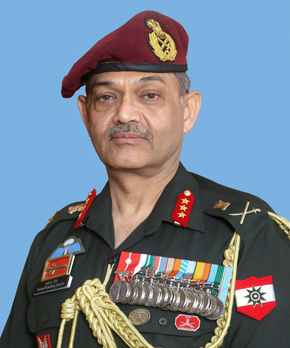 adgpi's tweet photo. Lt Gen Pushpendra Singh took over as the General Officer Commanding of the #RisingStarCorps from Lt Gen PN Ananthanarayanan. On assuming command, the General Officer exhorted all Ranks to continue working with utmost zeal and enthusiasm.

#IndianArmy https://t.co/qCUfIKlDoT