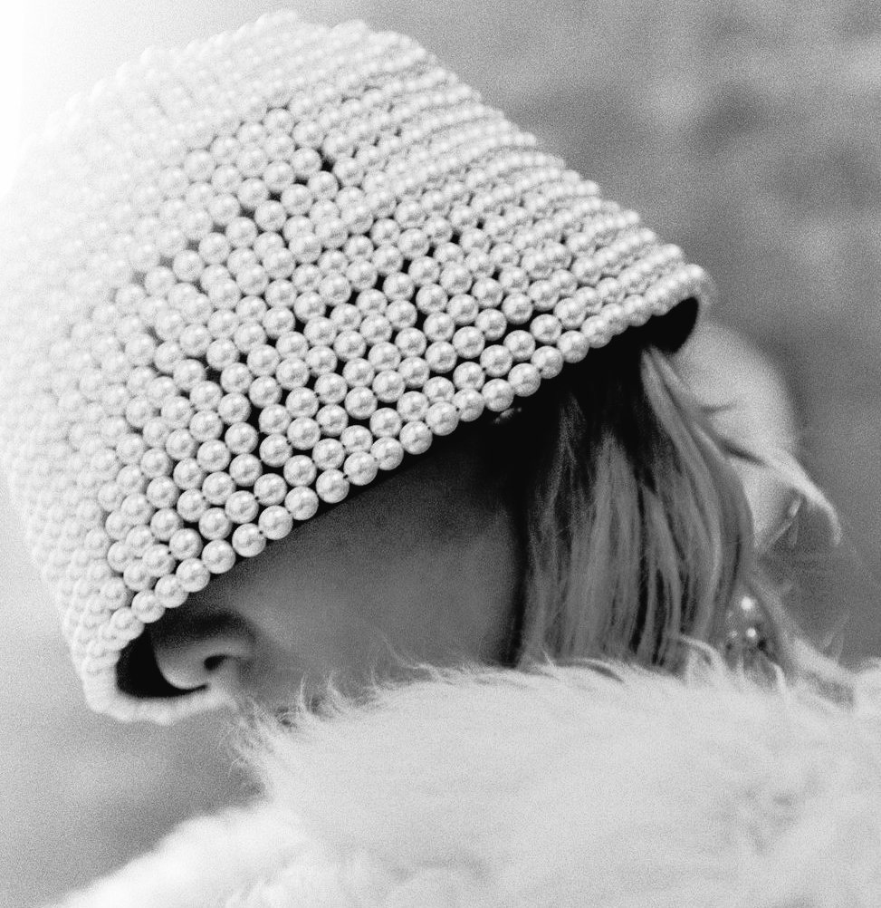 GDXX_bot's tweet photo. 🤍 #VIP  
🤍 #GDRAGON  #GDXX https://t.co/p0To2ePdUQ