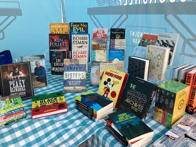 NEW STALL ALERT! We are happy to welcome <a href="/Newbs_bookshelf/">Newbury Bookshelf</a> to the Market every Thursday and Saturday. Come along today and have a browse. #LYLM #shoplocal