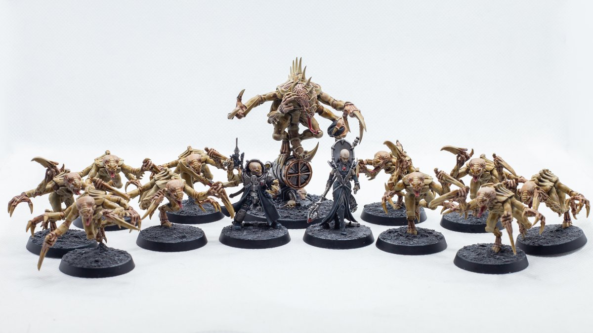FallofCthulhu's tweet photo. New Year, New Cult complete. My 2022 Genestealer Cult is done. Really happy with how this turned out! Now what to paint next? #WarhammerCommunity #Warmongers #warhammer40k #PaintingWarhammer https://t.co/zlBwFGKTj5