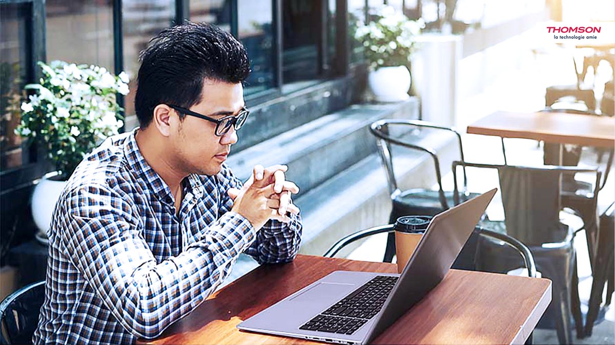 Thomson_FRA's tweet photo. Jusqu'au 30 mai 2022, bénéficiez d'une offre de remboursement de 50€ pour l'achat d'un Notebook NEO 17 #Thomson (réf : N17V3C8WH512) chez Carrefour !💻
▶️ https://t.co/JawK9tEFtf 😎
#ThomsonOrdinateurs #PROMO #BonPlan #NEO17 https://t.co/NwoSiH4Xfn