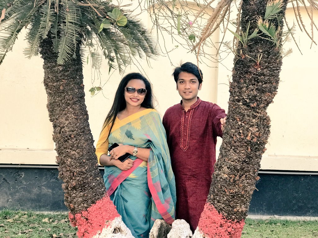 rafiul_karim's tweet photo. শুভ নববর্ষ 🇧🇩
नयाँ वर्षको शुभकामना सबैलाई 🇳🇵
नया साल मुबारक हो 🇮🇳
සුභ නව වසරක් 🇱🇰 https://t.co/GHrkb964O0