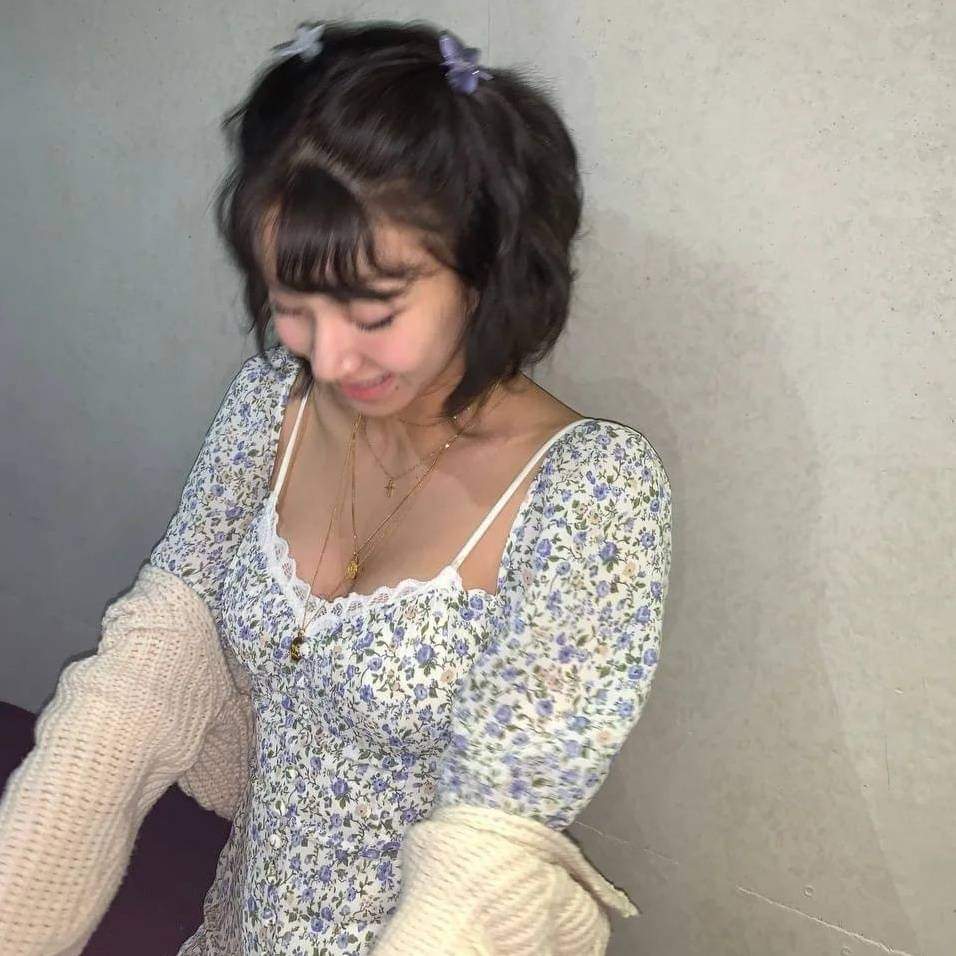 chaeynnv's tweet image. 😳😳😳