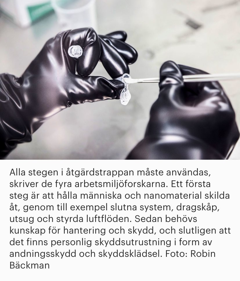 Nano kan vara lika farligt som asbest! Läs nytt inlägg av specialistläkare Elisabeth Lindberg på vår #AMMblogg Forskare i Sverige lyfter frågan om #nanoteknik i media. Källa och bild från <a href="/DagensArbete/">Dagens Arbete</a> #arbetsmiljö #arbetsmedicin arbetsochmiljomedicin.se/nano-kan-vara-…