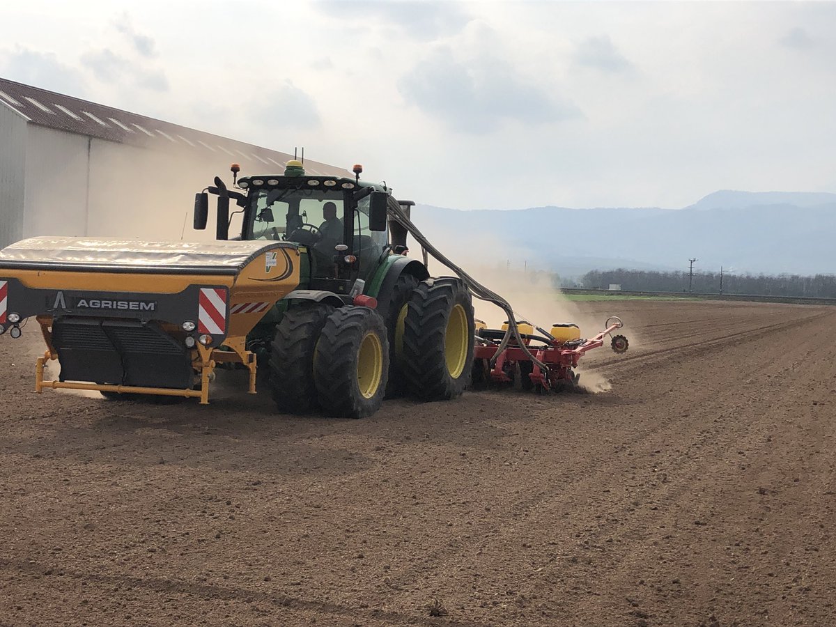 Kaskade67's tweet photo. Festival maïs 2022 en Alsace 100% bonnes partitions 100% DEKALB 👍 #dekalb #semis #maïs #alsace https://t.co/SakBfqNFvt
