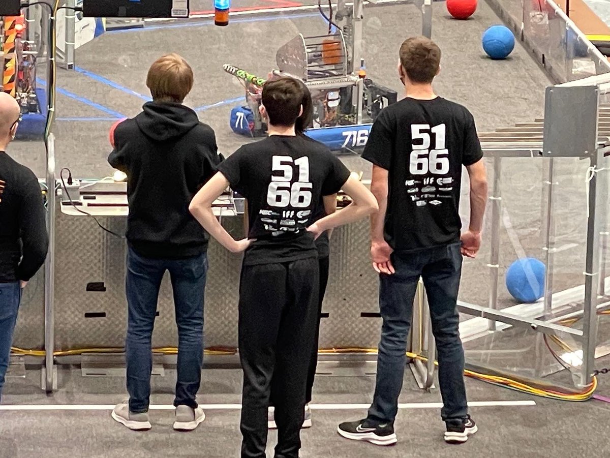 Freeland_5166's tweet photo. It’s time for State Championships at SVSU!
As always, Ethan and Adam will keep you updated throughout today, tomorrow, and Saturday, so stay tuned!
#FirstRoboticsCompetition #FRC #Robotics #FIRST #FirstRobotics #RapidReact #FRC2022 #RapidReact2022 #FirstInMichigan https://t.co/7VOMmESqq8