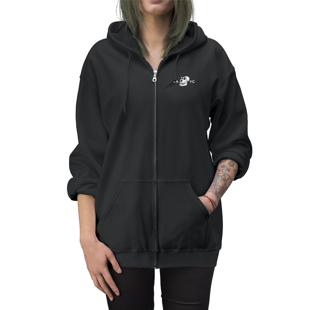 the_metastore's tweet photo. Excited to share the latest addition to my #etsy shop: Bored Ape Yacht Club BAYC | NFT Embroidered Sweater | Crypto Fashion | Hodl Defi | Cryptocurrency Unisex Zip Up Hoodie https://t.co/Rp3DF1oKE0 #nfthoodies #ethereum #bayc #mayc #boredapeyachtclub #mutantapes #nonfu https://t.co/JpVZEvoCbl