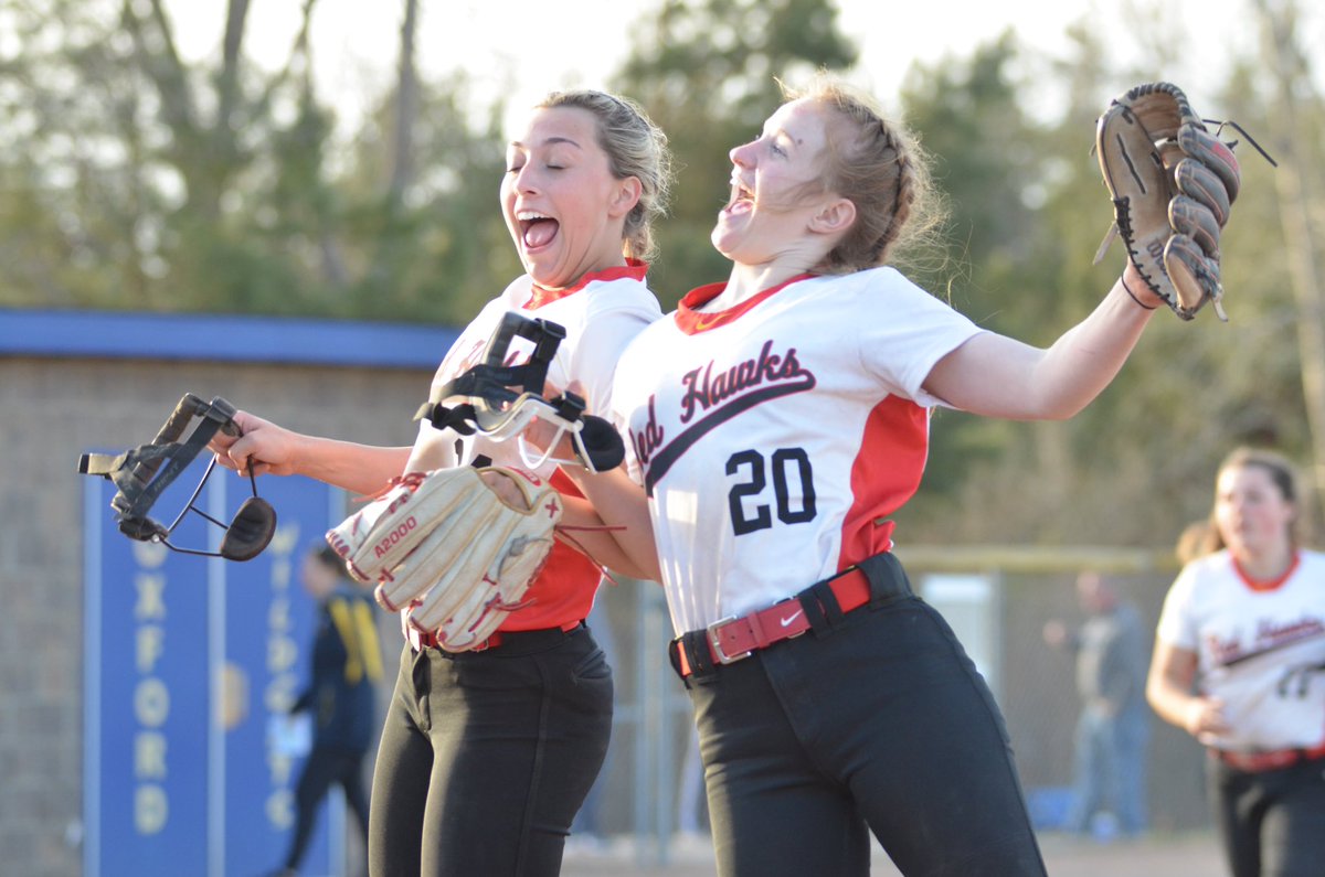 kcosgrove20's tweet photo. Game day got us like…. Go get em Athens!! #PlayLikeAGirl #ThatSoftballLife #GirlsGotGoals #VarsitySquad https://t.co/P2bF5uGp6Q