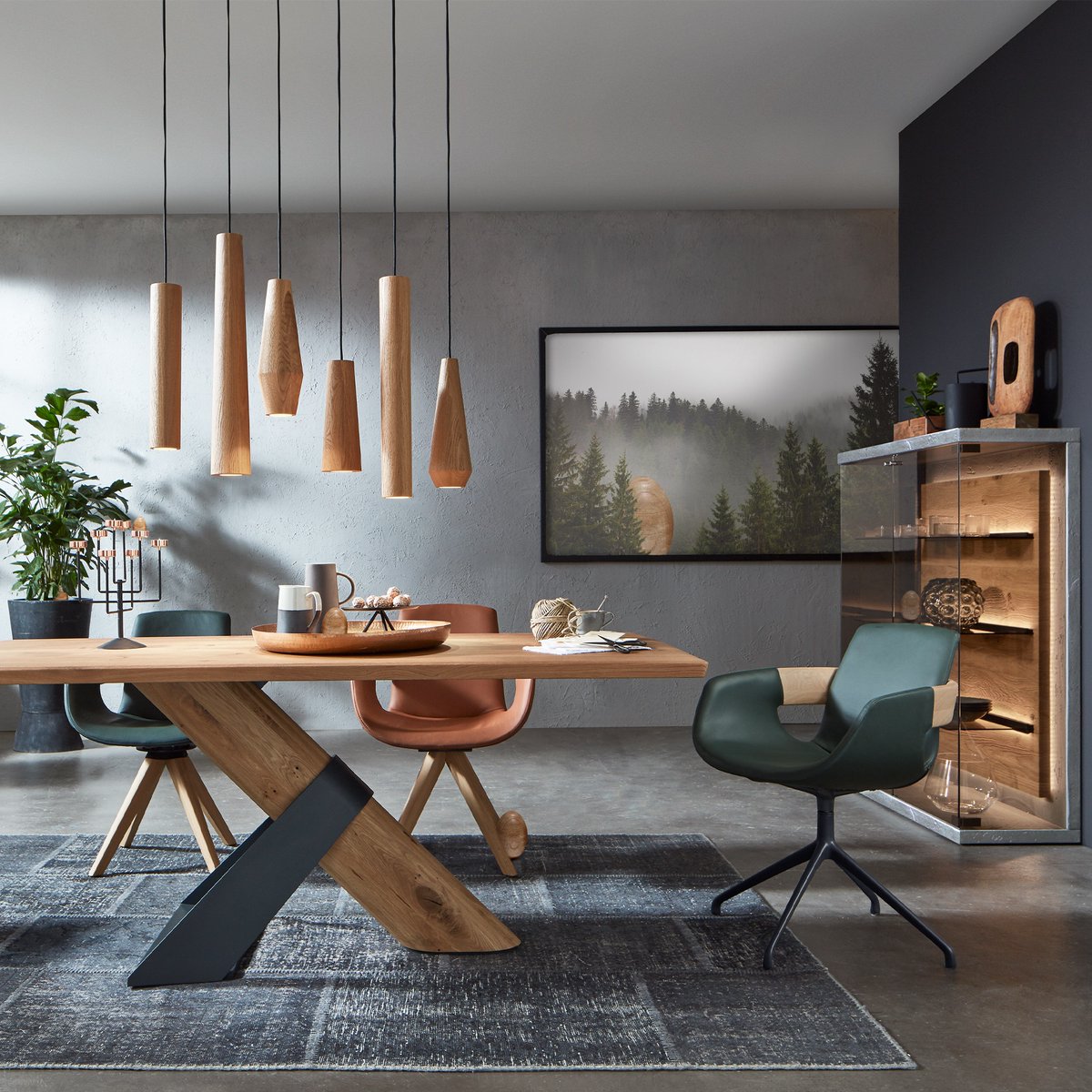 Unsere Möbel müssen sich nicht verstecken. Anders als die 6 Ostereier in diesem Foto. Finden Sie alle? 🔍