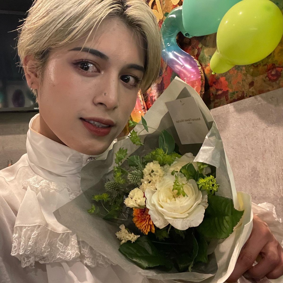 saitoon_network's tweet photo. 🎂ハッピーバースデー トゥ ミー🎂

4/14 で27歳になりました！！！
嬉しいのやらどうなのやらで微妙なお年頃ですが、皆んなおめでとうと言ってくれるので嬉しいって事にしておこうかな？？笑 https://t.co/Zi4JbYS8bY