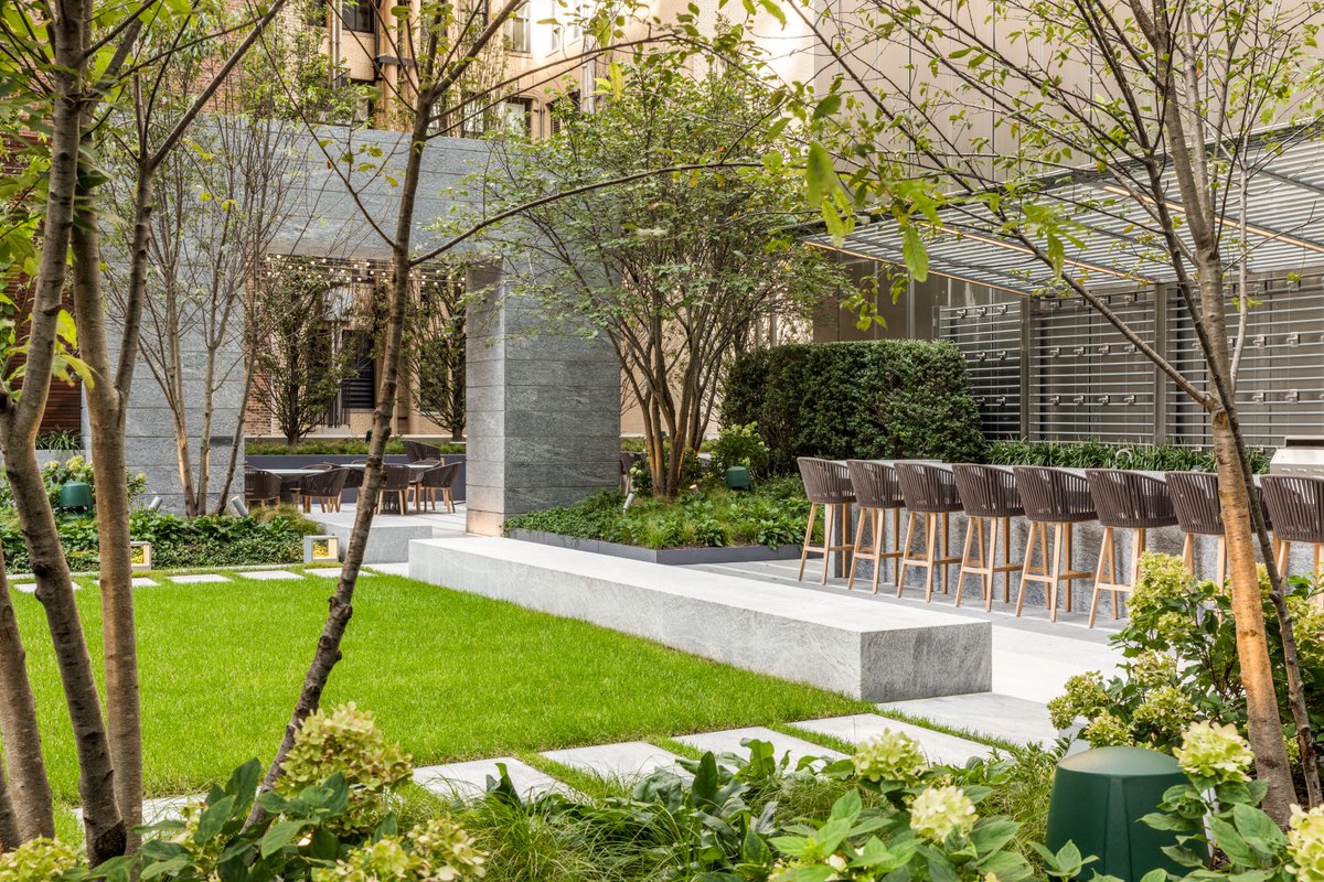 HMWhiteSA's tweet photo. "...a communal outdoor space that cultivates the powers of the imagination and of the natural world in equal measure." Thanks to @TheLXCollection for reporting on our design for #CentralParkTower's 14th-floor amenity terrace.
https://t.co/ZxxN0lMguH https://t.co/S7U0QmADRw