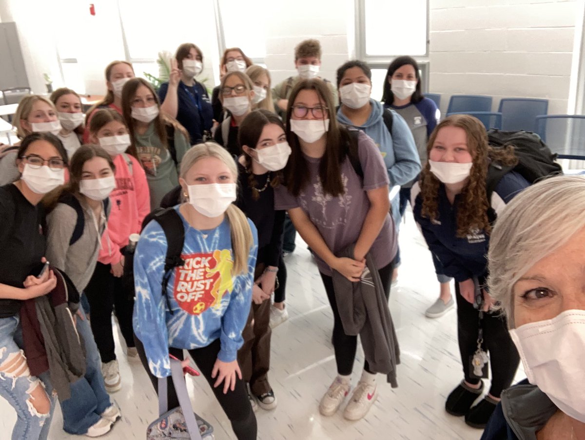 joanstear's tweet photo. Congratulations to Bell 2 Advanced Health Students for Certification in American Red Cross Adult and Pediatric CPR!  So good to be back at WCHS as a Guest Instructor for a couple weeks!  ⁦@WCHSWolves⁩ ⁦@WestCler⁩ https://t.co/rhEpxK9TRR