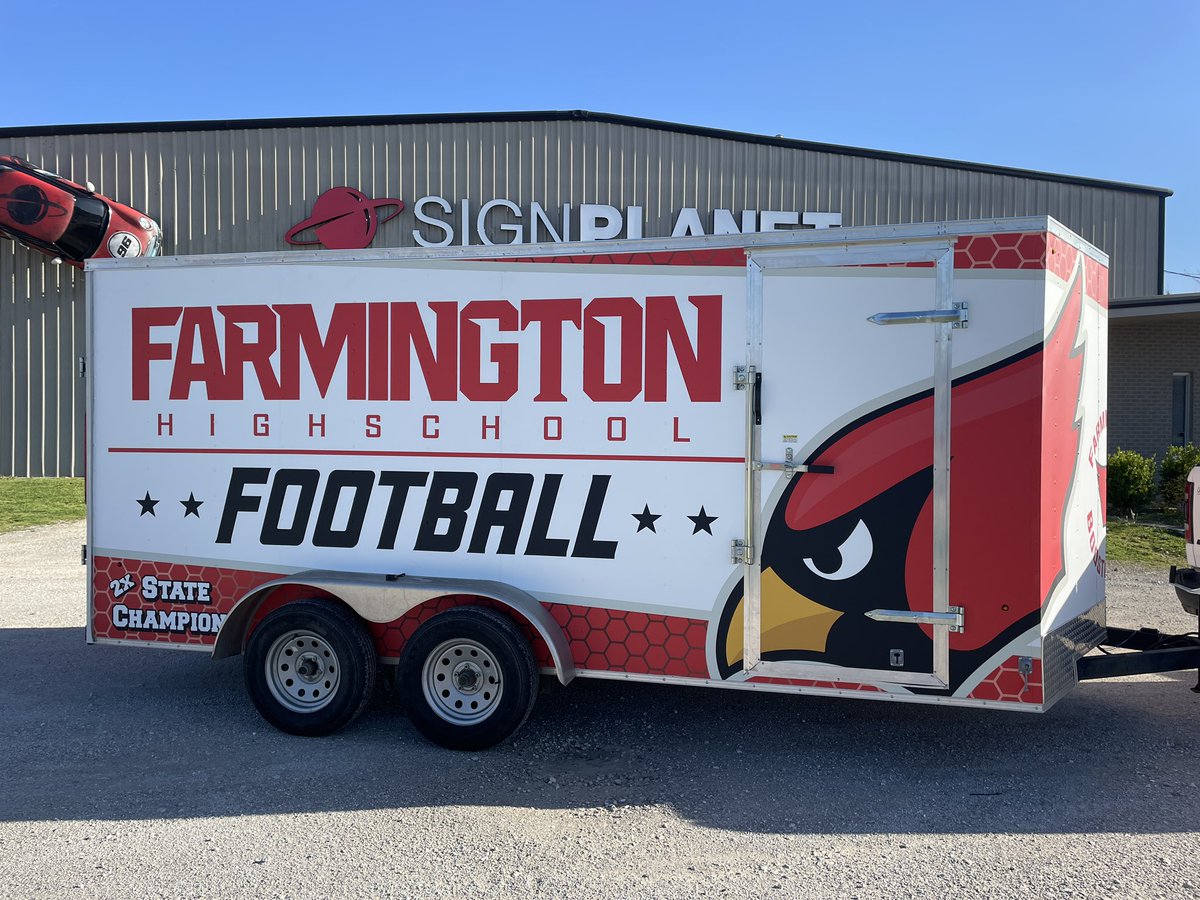 FarmCardsFB's tweet photo. @Farm_Cardinals would like to thank the BOOSTER CLUB for the travel trailer and its new 💧 drip wrapped on it! Let’s Go! https://t.co/PYaYmytpkG