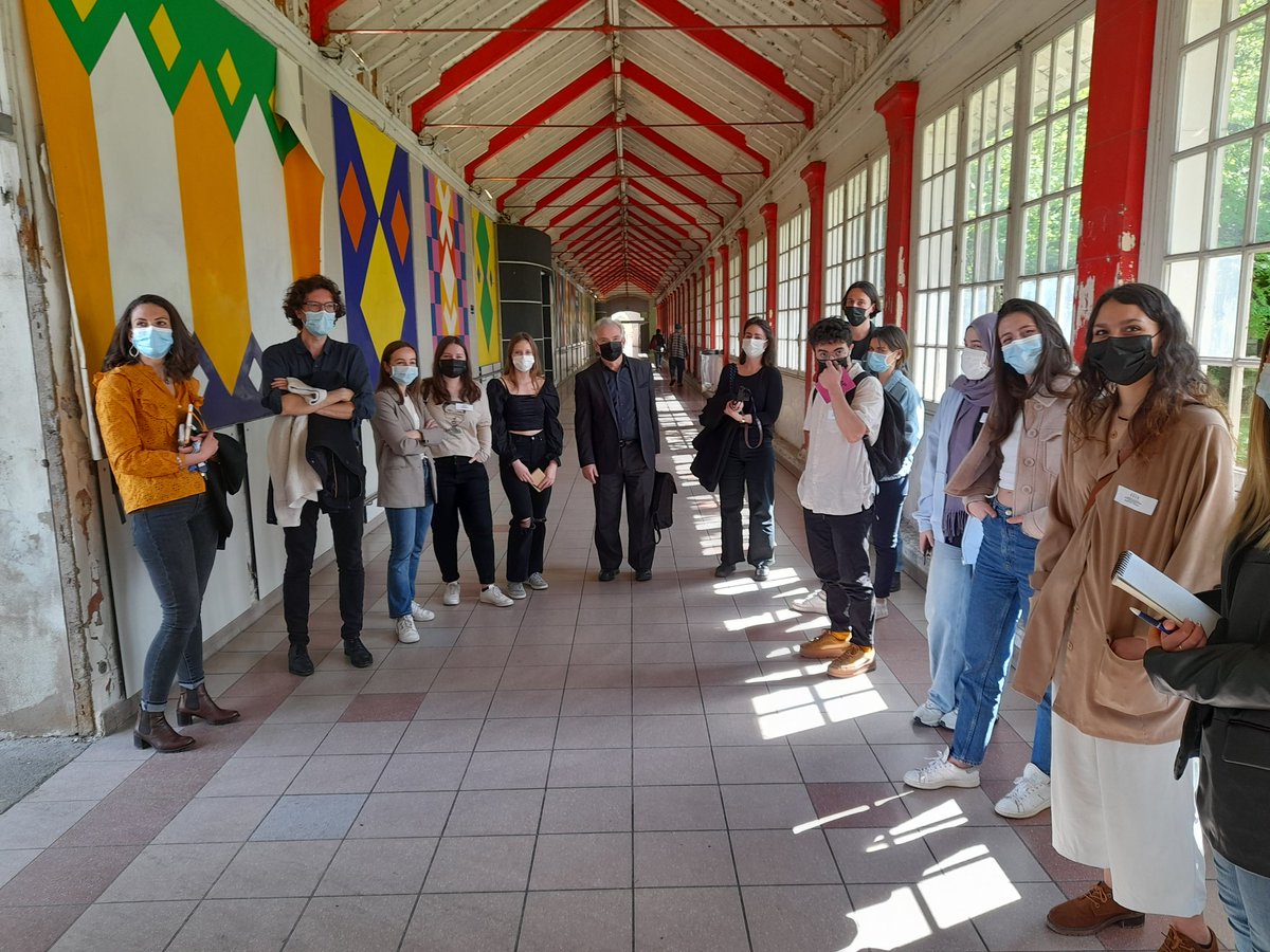 Stats CASH tweet media