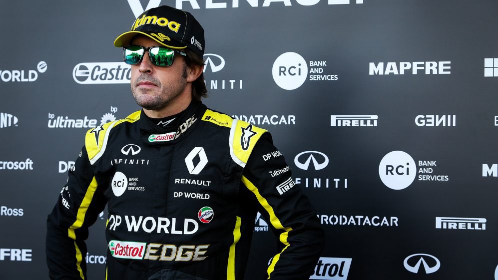 PorscheEnjoyer's tweet photo. Reasons why Fernando Alonso is the greatest of all time THREAD⬇️ https://t.co/exd1kjO71G