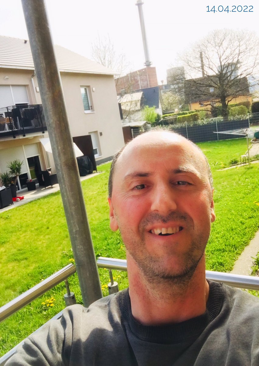 Bisschen entspannen, bevor die Arbeit am neuen #Möbelhandel Video weitergeht. Thema diesmal: Welche Farben passen zur #Eiche